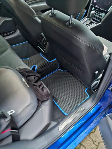 Customer photo review of Auto Fußmatten nach Maß - Komplettset