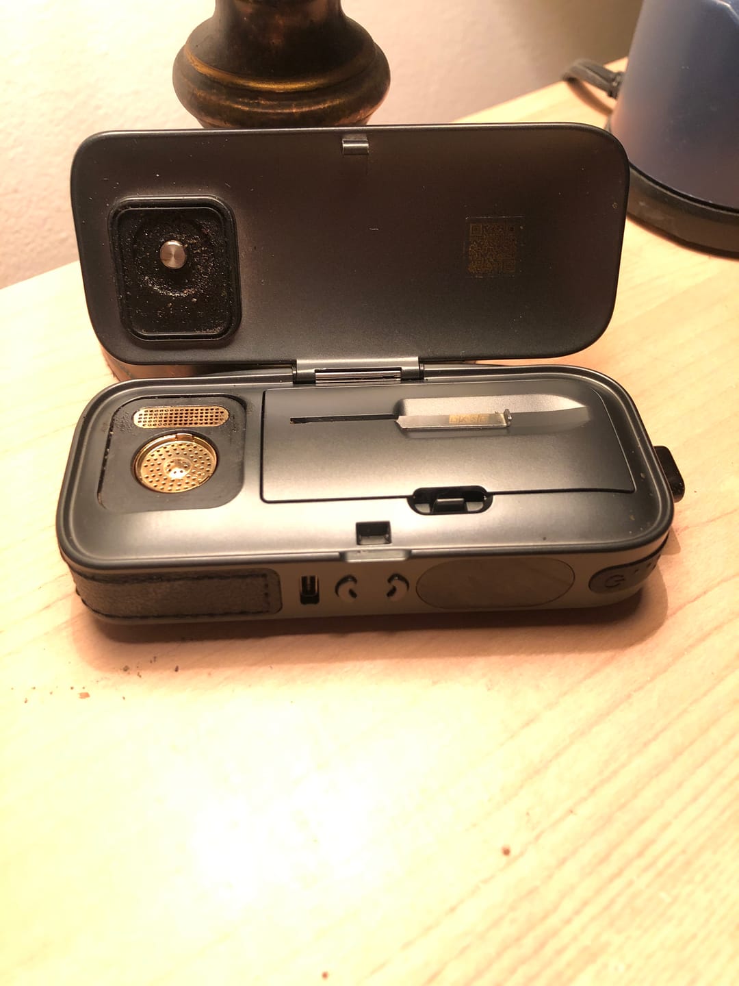 Customer photo review of LEGACY PRO 2 | Herb & Wax Dual Use Vaporizer - Hybrid Heating, Replaceable Battery, Compact Design