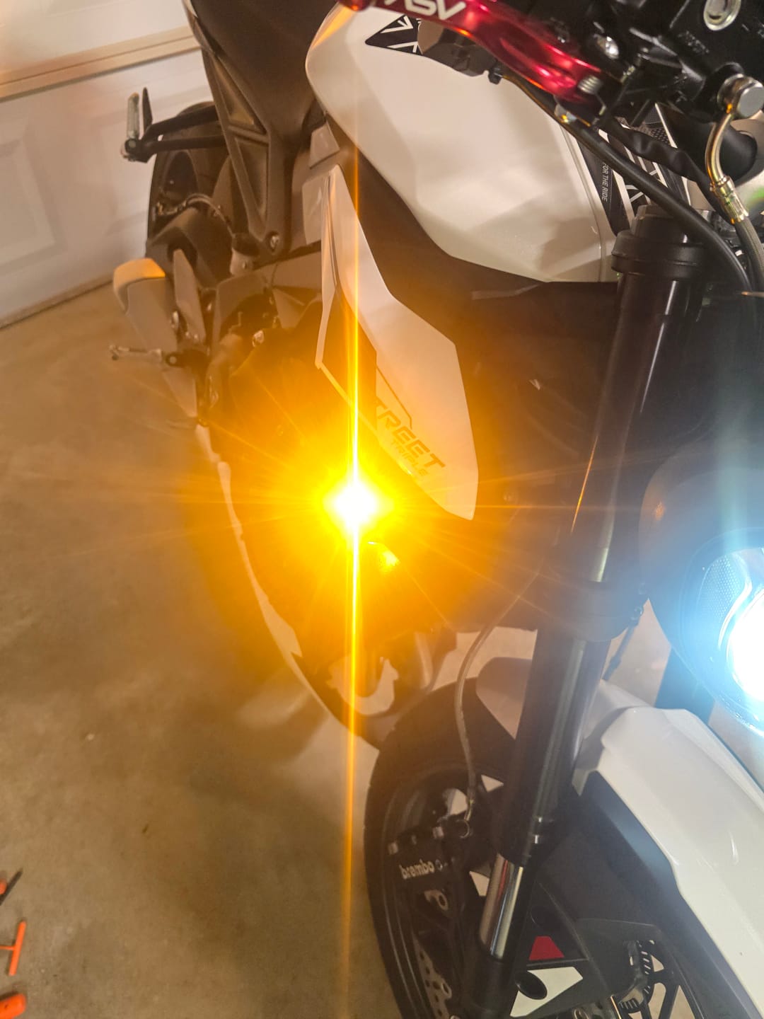 Customer photo review of Brogue Turn Signal Resistor Kit (Pre-wired with OEM Triumph Connectors)