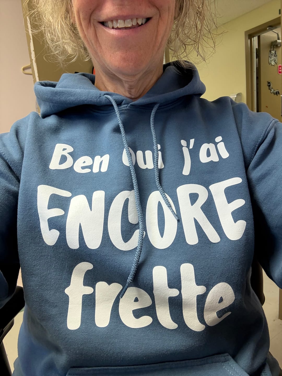 Customer photo review of HOODIE / BEN OUI JAI ENCORE FRETTE