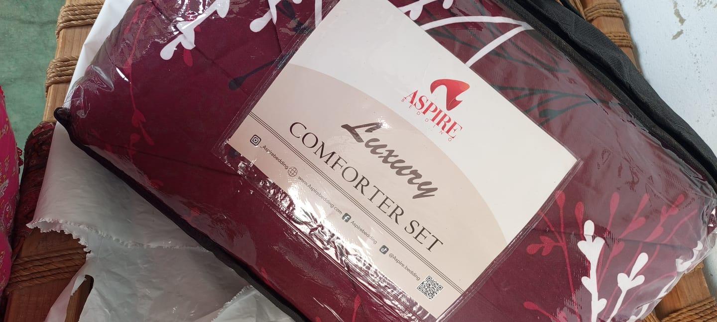 Customer photo review of Bunch Comforter set- 7 pcs