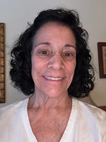 Customer photo review of The Ultimate Dyed Gray Hair Guide | Free gift