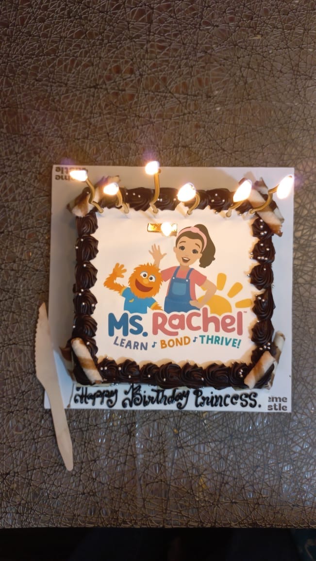 Customer photo review of Customized Photo Cake