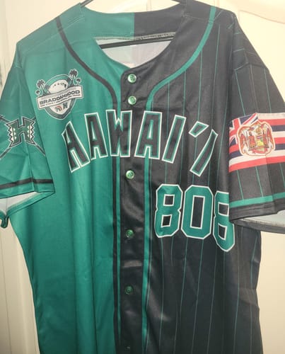 Customer photo review of Custom Kelly Green Black Stripe-Solid Combo Fashion Authentic Baseball Jersey