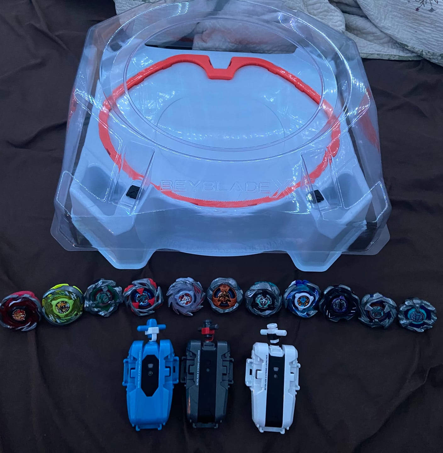 Customer photo review of Takara Tomy Beyblade X UX-11 Impact Drake 9-60LR Starter