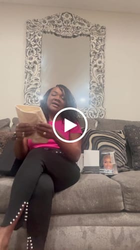 Customer video review of Michelle - Braided Wig Bora Bora Human Hair Body Wave Pre Bleached HD Full Lace Boho Box Braids