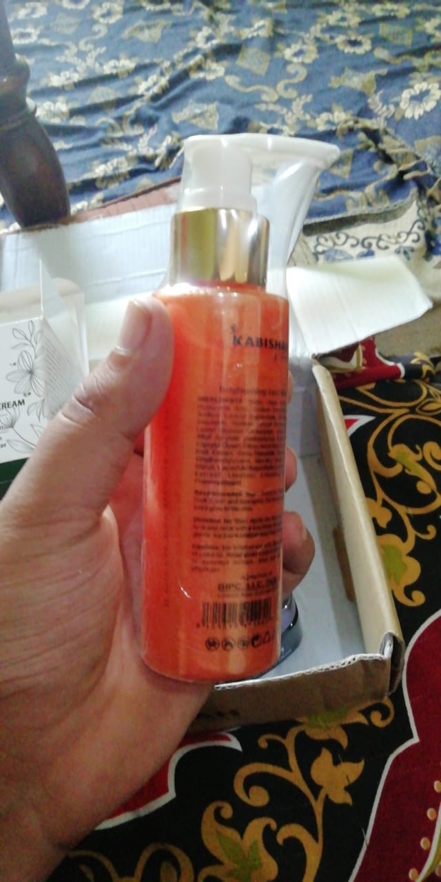 Customer photo review of Vitamin C Brightening Face Wash