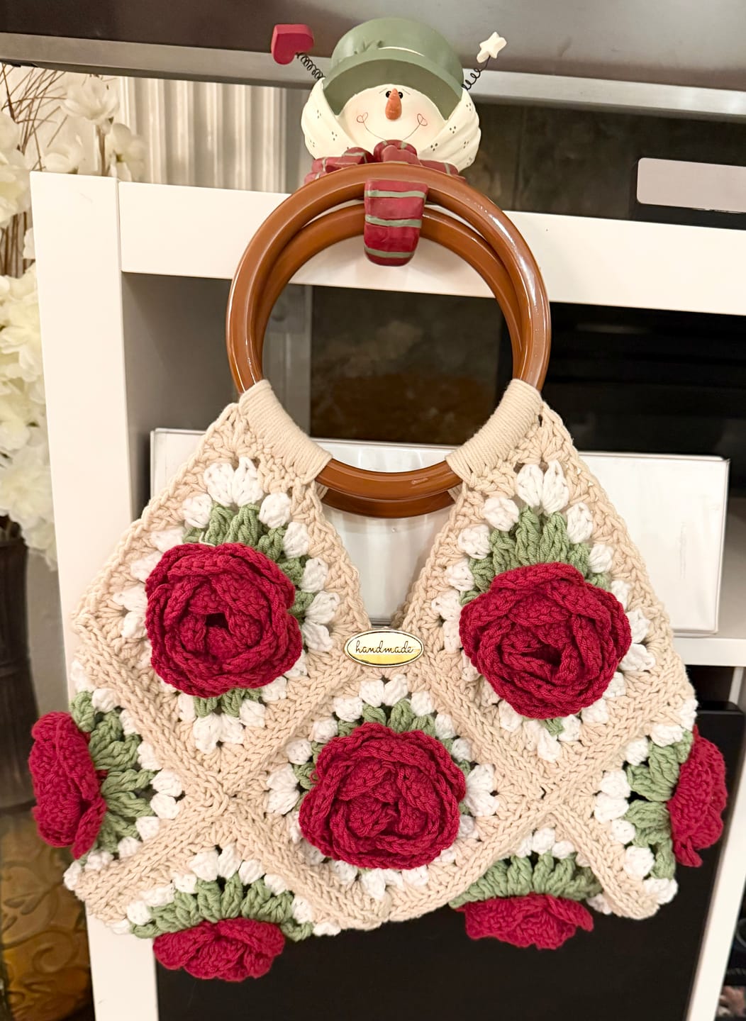 Customer photo review of 1980 Rose Handbag Crochet DIY KIT