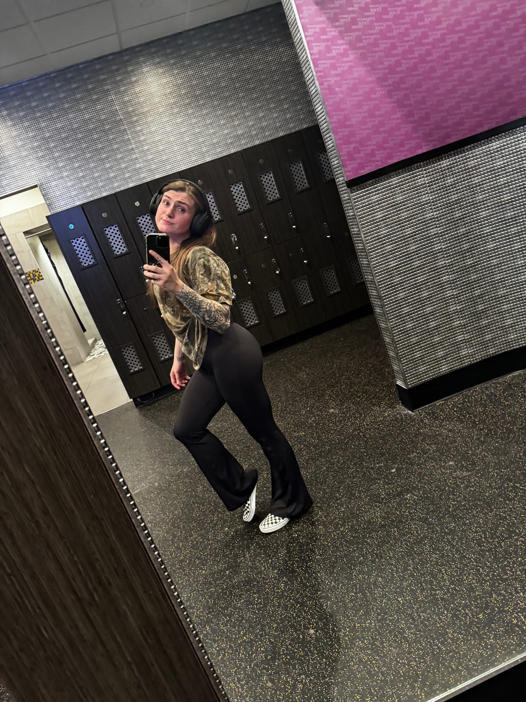 Customer photo review of W215 Vital Flare Pants