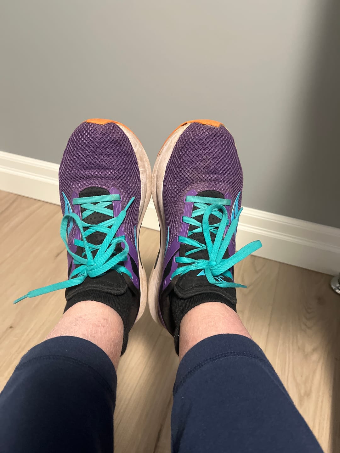 Customer photo review of Black Ankle Compression Socks 5-Pack Bundle