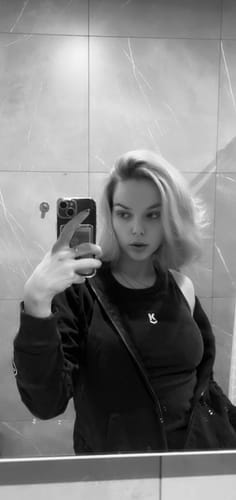 Customer photo review of TANK TOP VINTAGE BLACK WOMEN