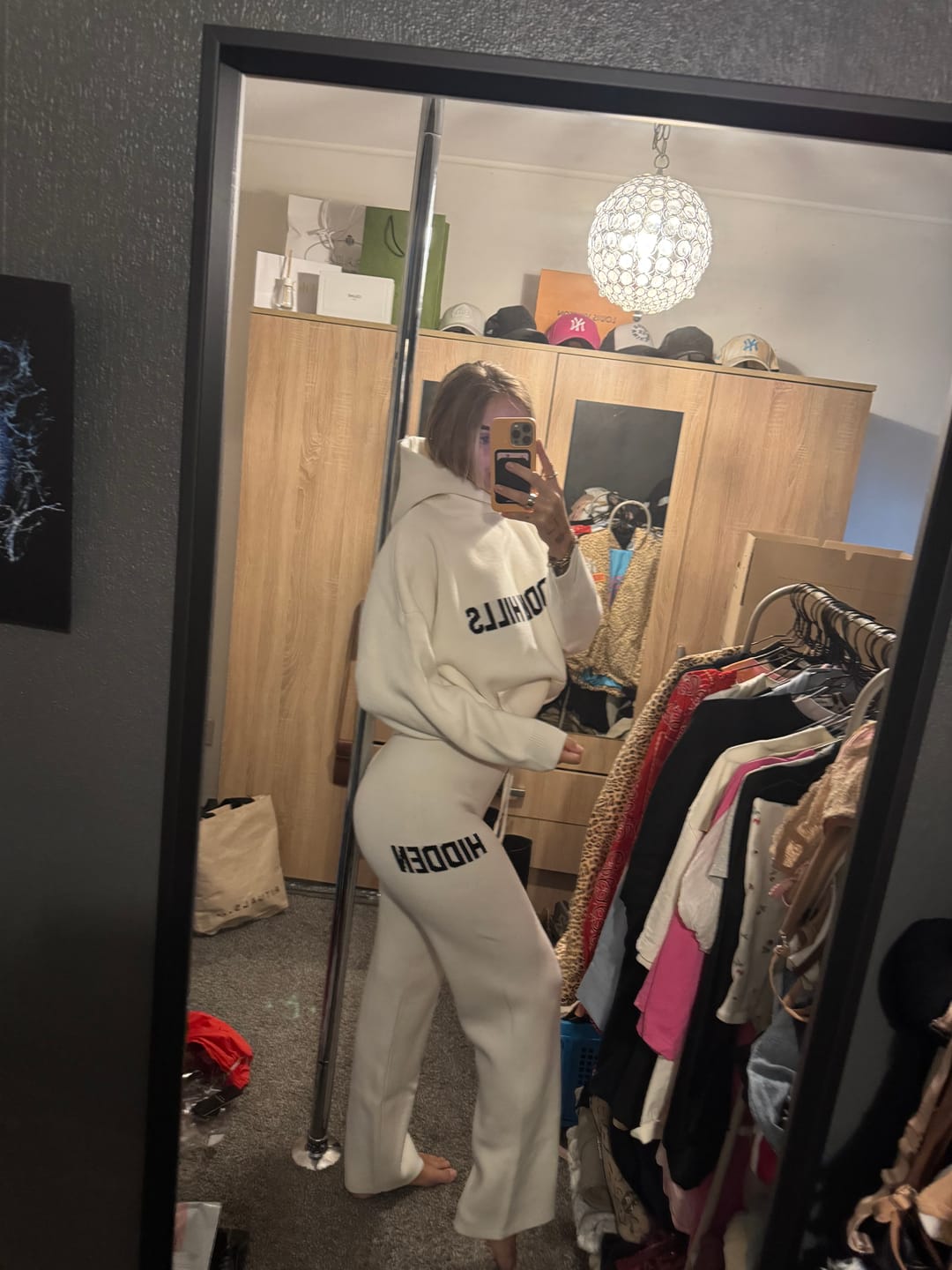 Customer photo review of KNIT HOODIE OFF WHITE