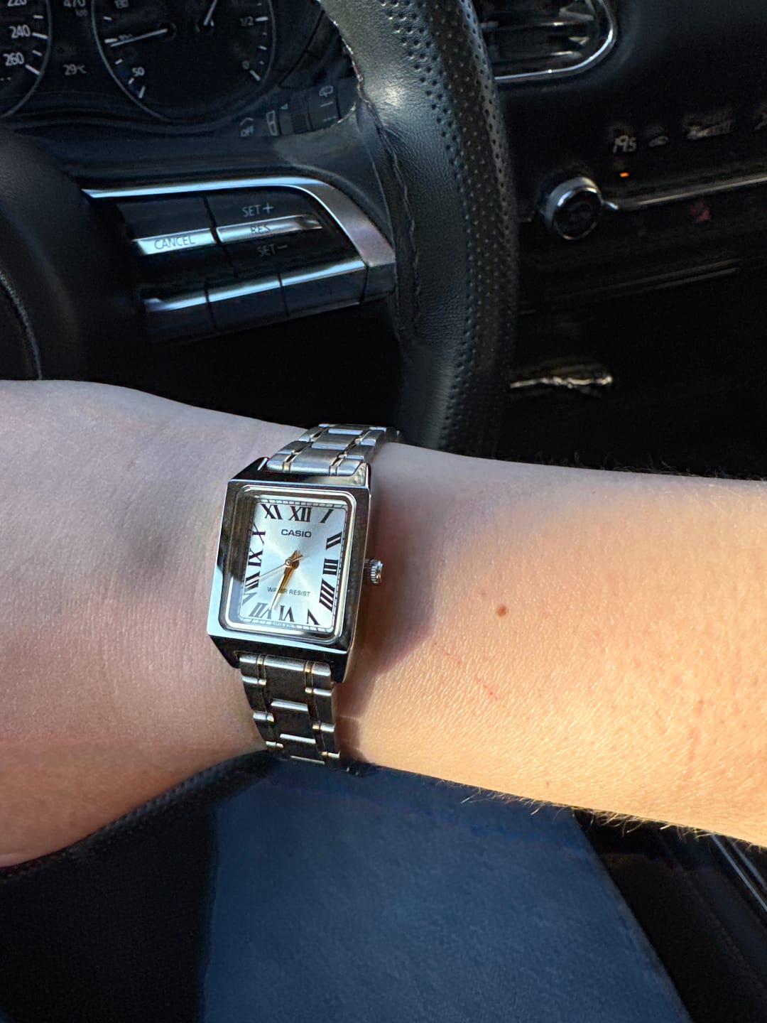 Customer photo review of Reloj Casio Tank Análogo LTP-V007SG-9BUDF Acero Champaña