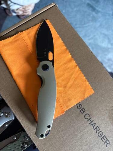 Customer photo review of Kizer Seagull Pocket Knife 14C28N 2.95"