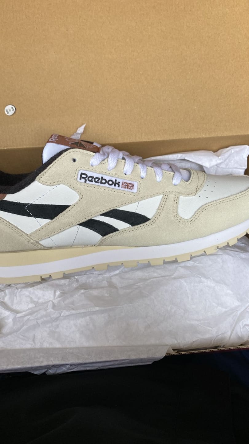 Customer photo review of Zapatillas Reebok Cl Leather Hombre Blanco
