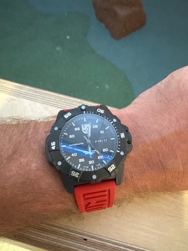 Customer photo review of Luminox Master Carbon SEAL 45mm Automatic Military Dive Watch XS.3875