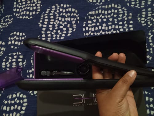 Customer photo review of BHE Hair Straightener Wide Styler - Sleek, Versatile Hair Styling