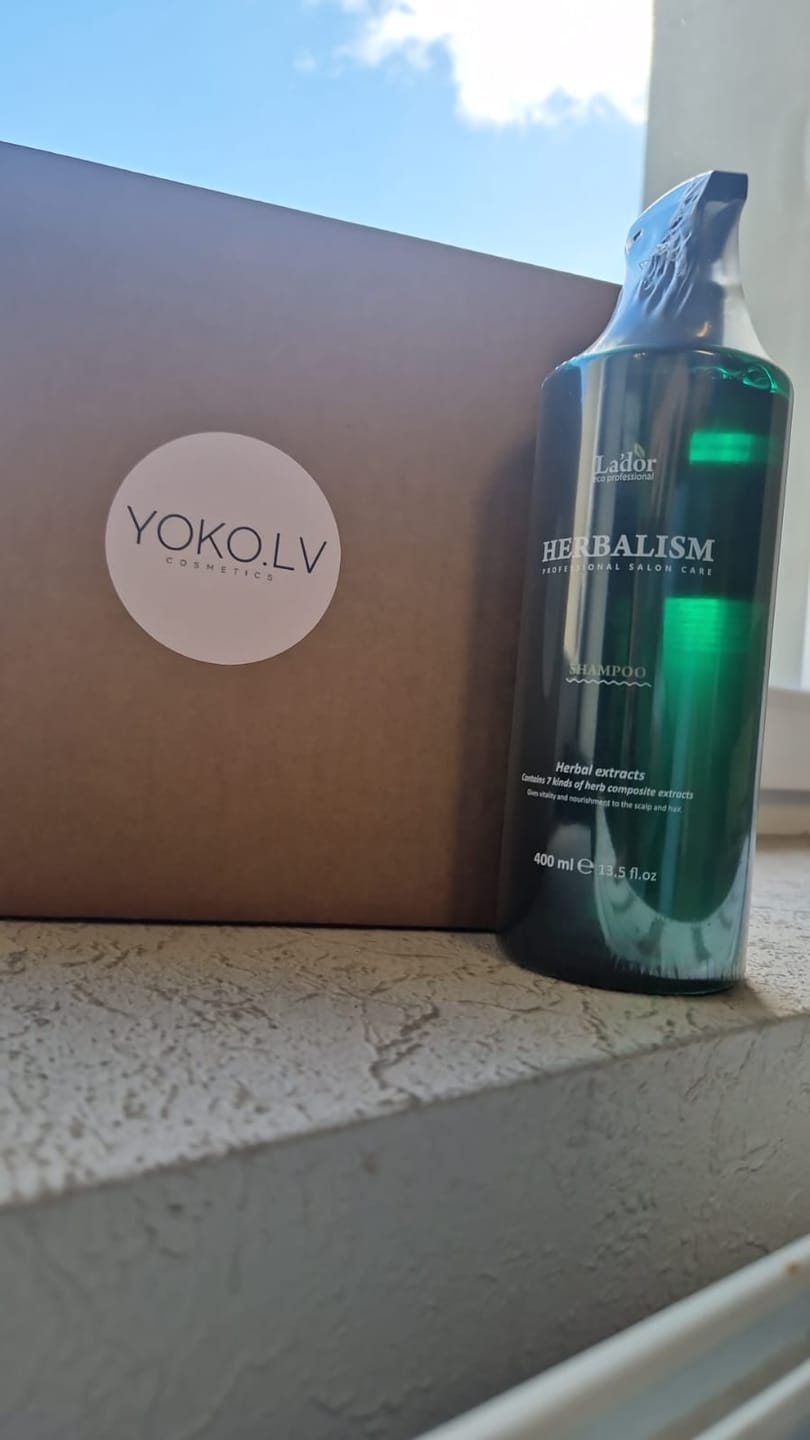 Customer photo review of Nedaudz skābs augu šampūns ar aminoskābēm Lador Herbalism Shampoo