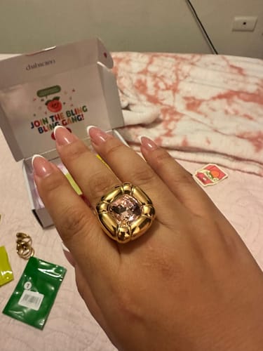 Customer photo review of Anillo Sweets