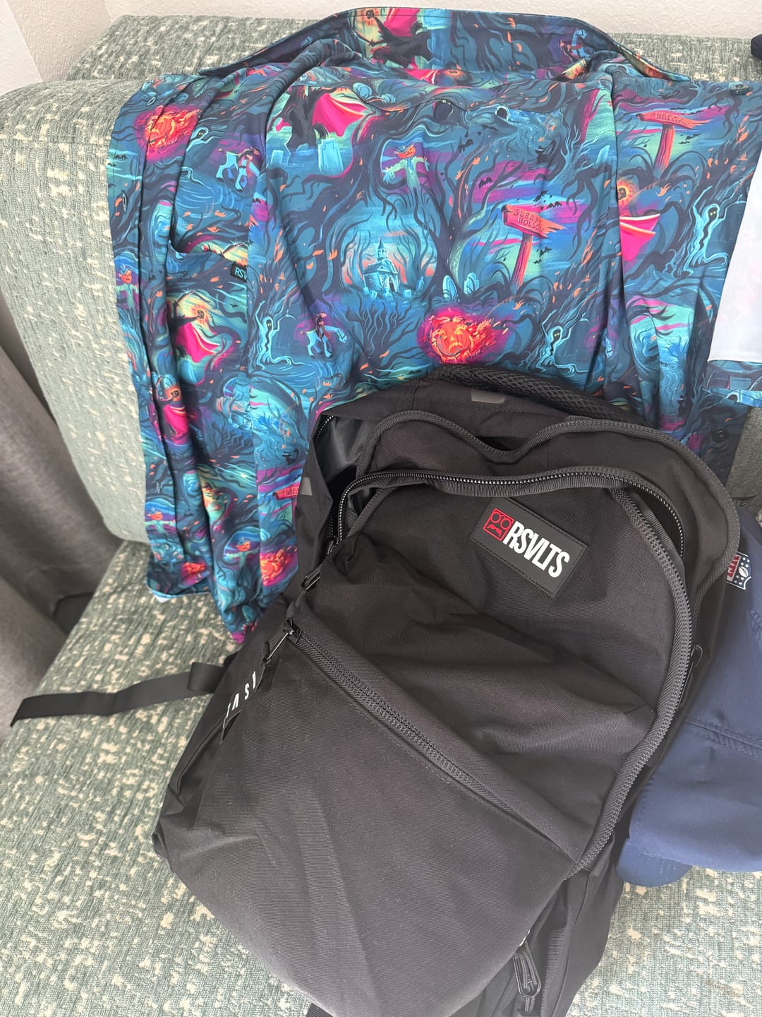 Customer photo review of RSVLTS Black Backpack V1