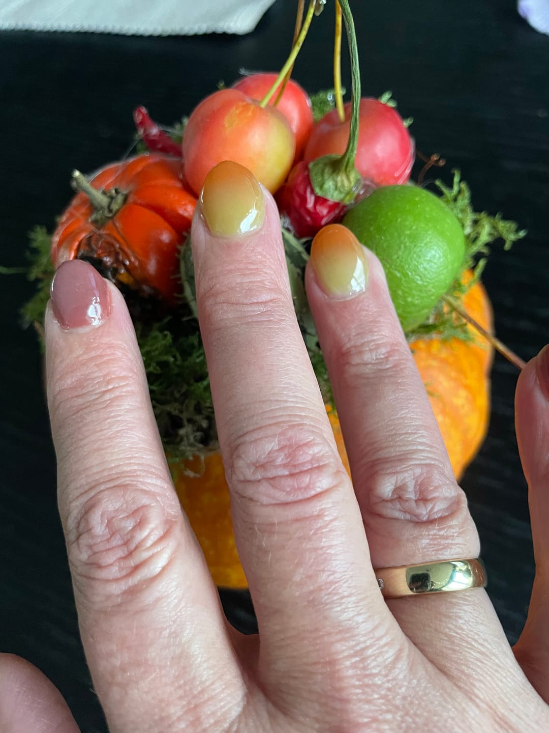 Customer photo review of Limited Edition 7 - Changing Leaves Dipping Powder