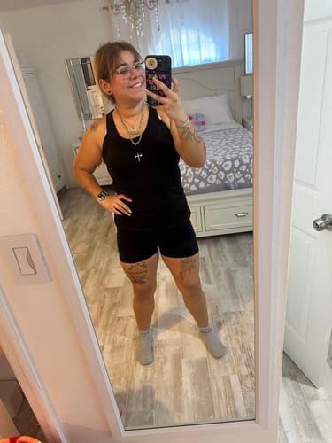 Customer photo review of Women's Signature Tank