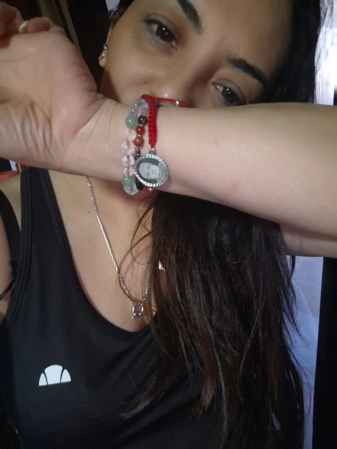 Customer photo review of PULSERA FOTOGRABADO HILO ROJO