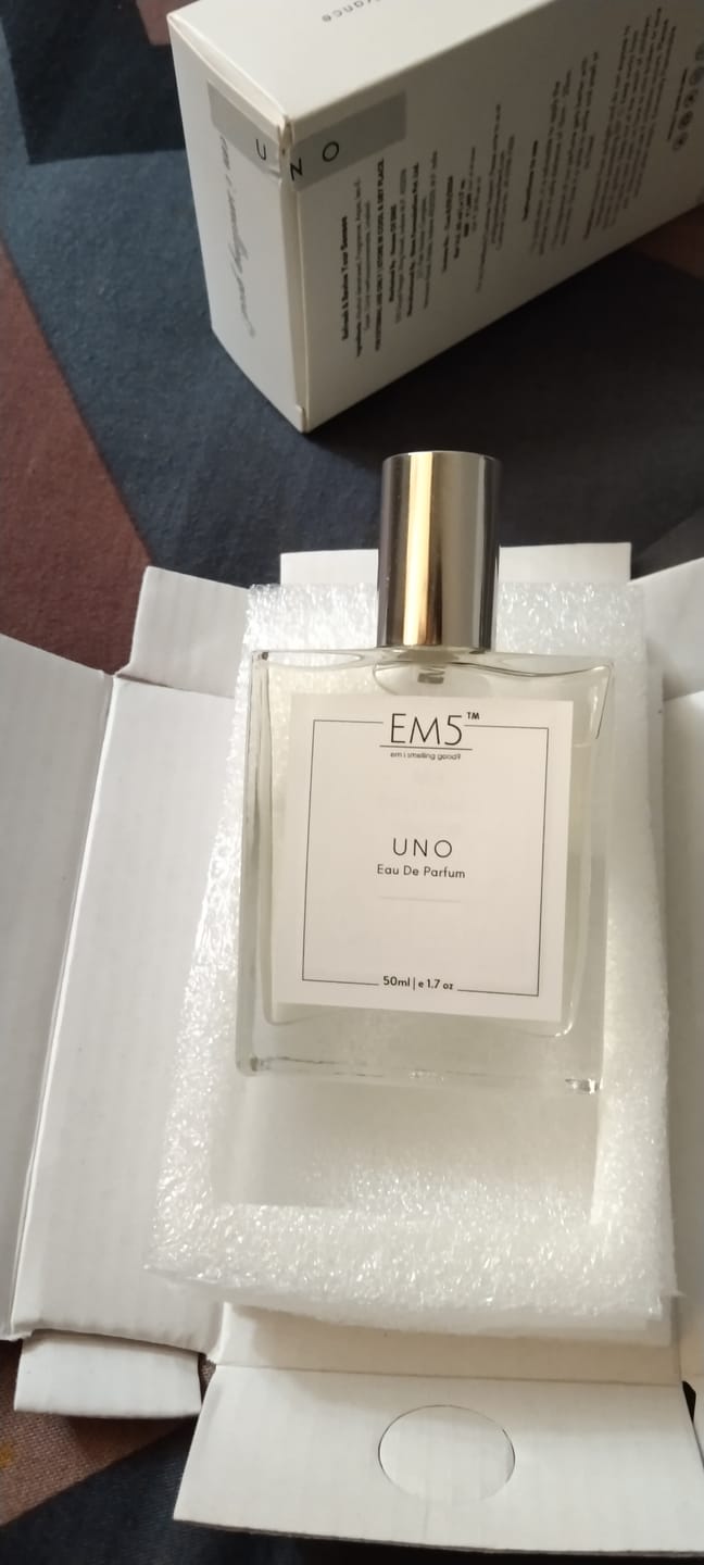 Customer photo review of Uno | Eau De Parfum