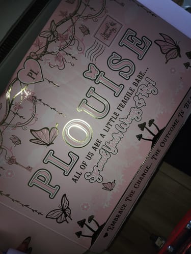 Customer photo review of P. Louise Rumour Eye Base