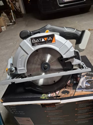 Customer photo review of 18V Cordless Circular Saw 165 mm