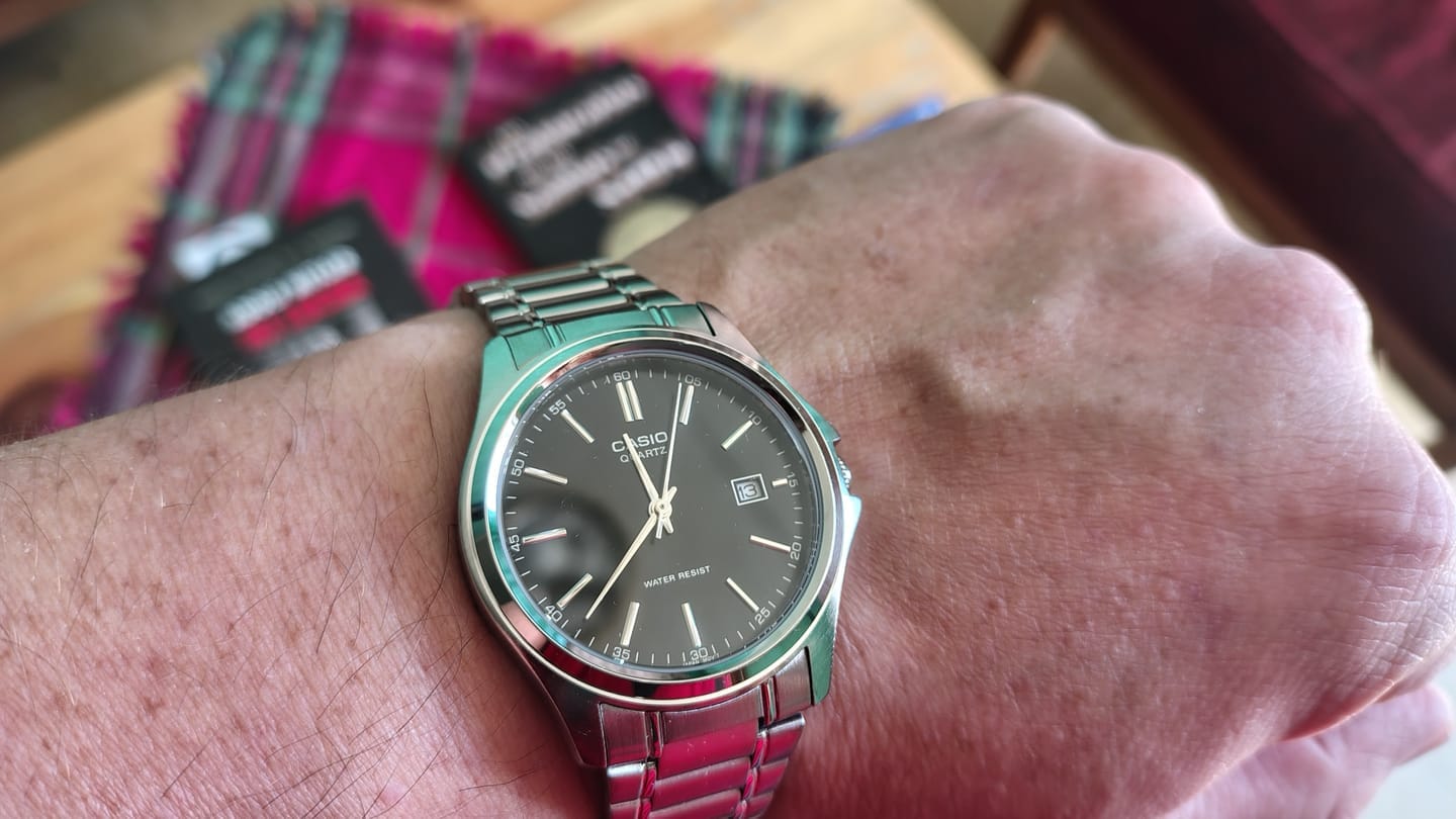 Customer photo review of Reloj Casio Análogo MTP-1183A-1A Negro Acero Inoxidable