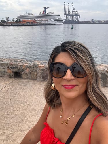 Customer photo review of GOLD OCEAN LETTER NECKLACE