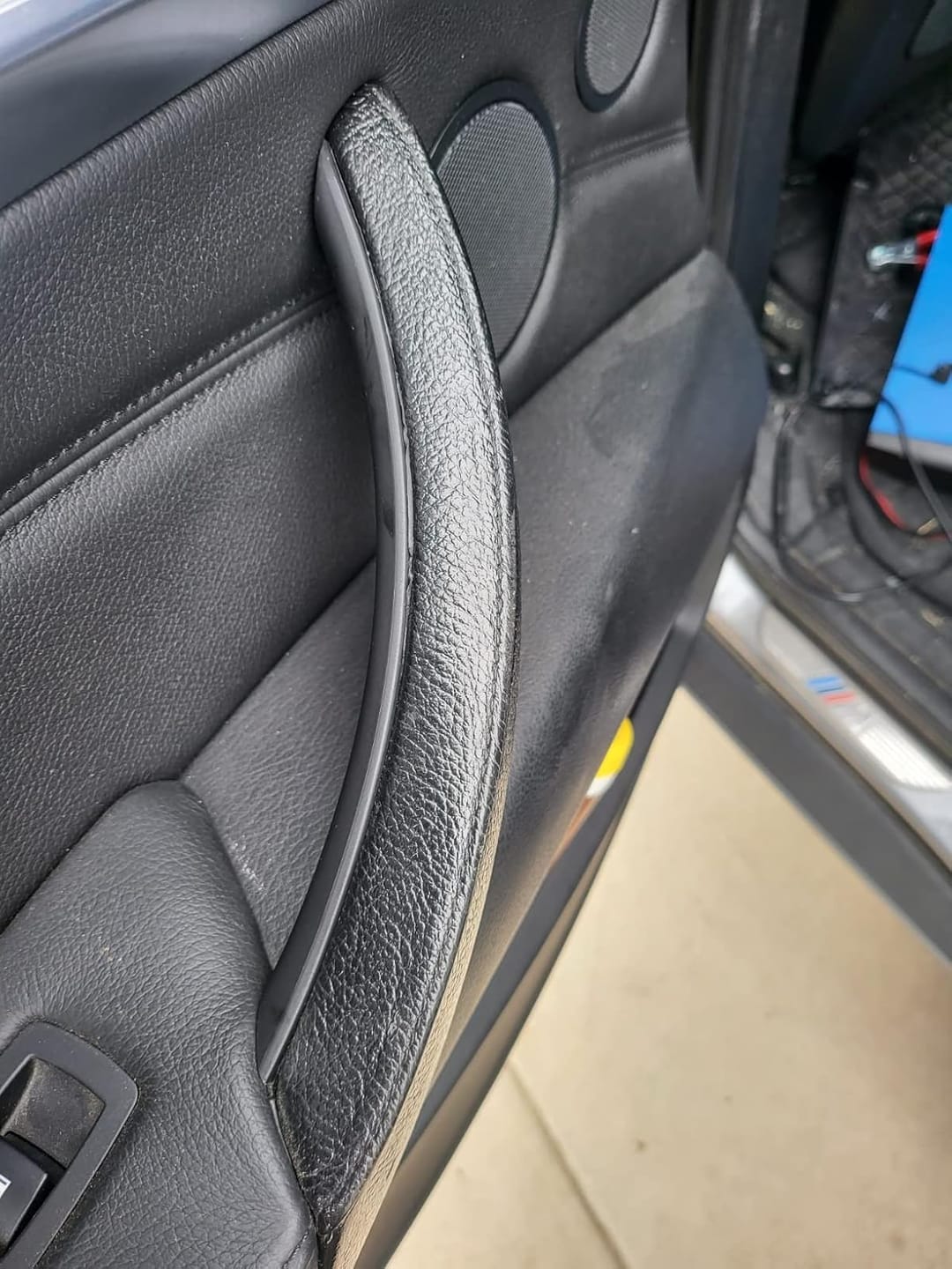 Customer photo review of For BMW X5 E70/X6 E71 Door Handle Covers – 3PCS Set for BMW X5 E70 (2008-2013) & X6 E71/E72 (2008-2014) Left and Right Side Interior Door Pull Handle Covers