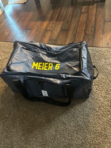 Customer photo review of Conway+Banks Hockey Bag