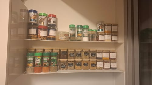 Customer photo review of מדפים למטבח