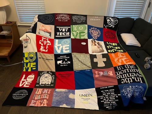 Customer photo review of Premium T Shirt Quilt