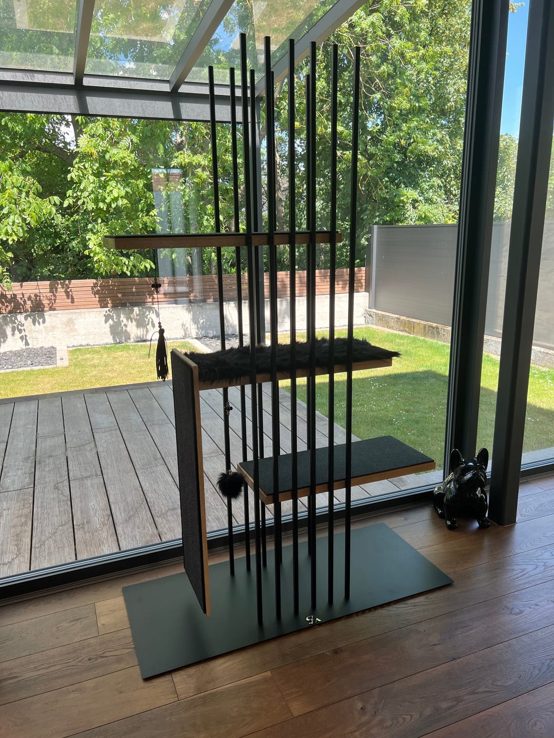 Customer photo review of STYA Katzen Kratzbaum MS220 | Schwarz