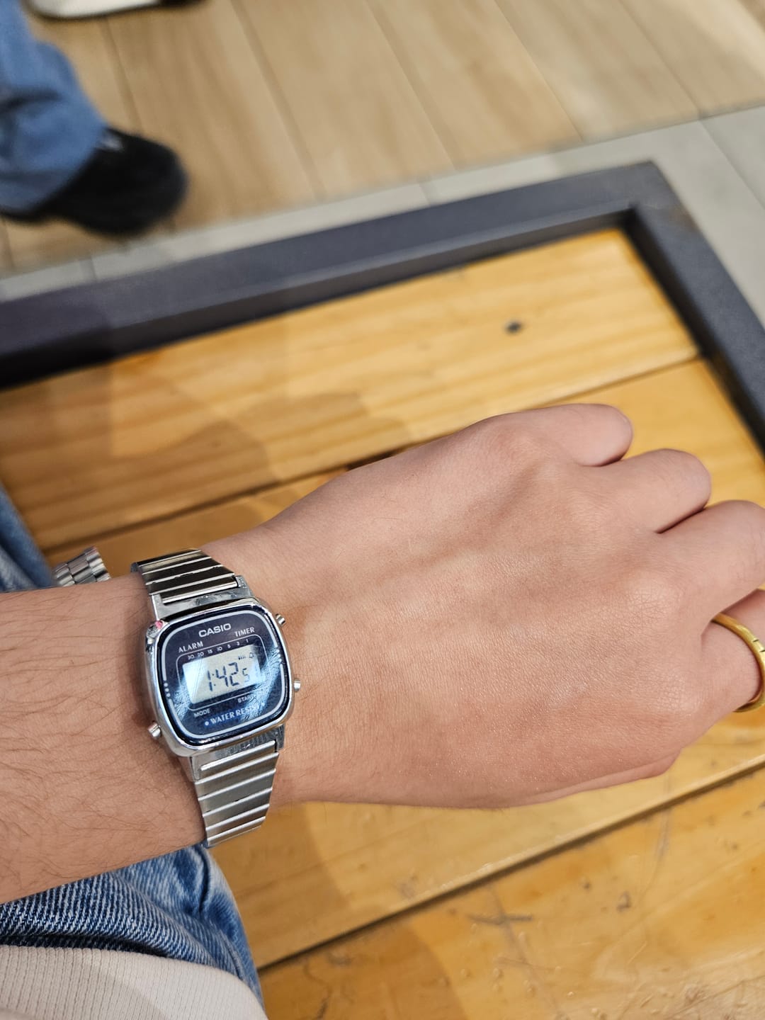 Customer photo review of Reloj Casio Vintage LA670WA-2DF Plateado Azul