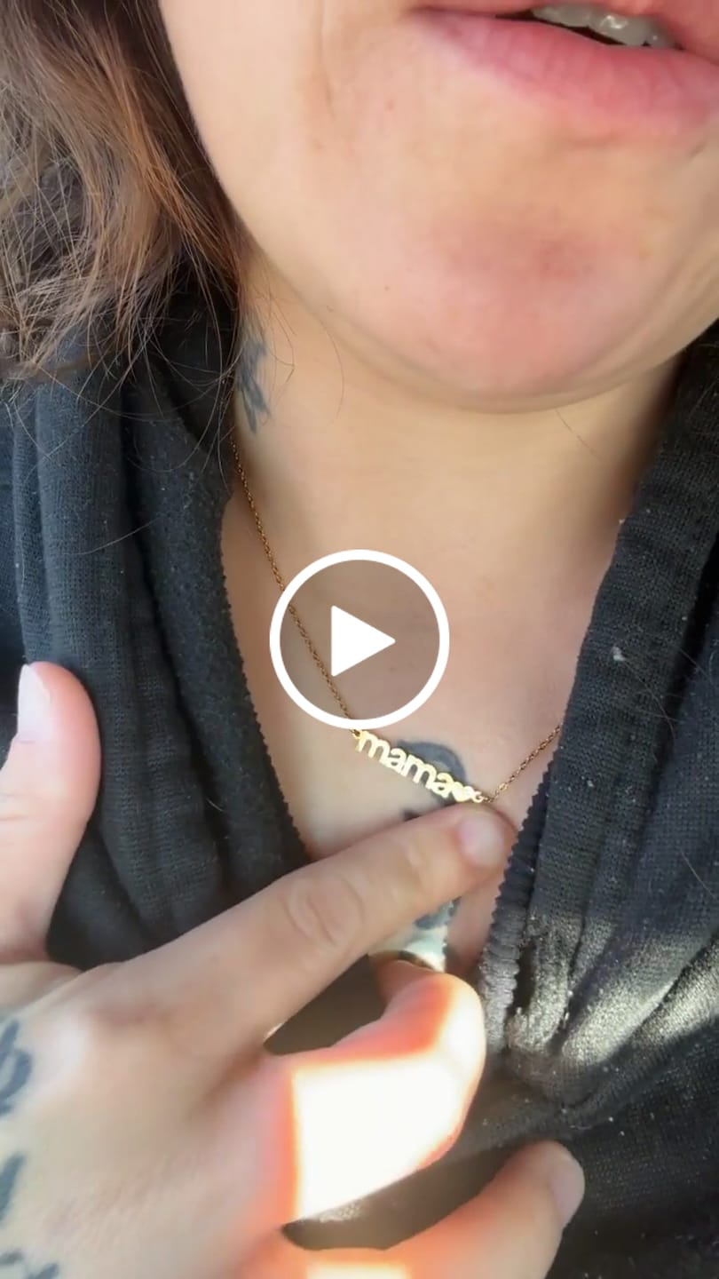 Customer video review of “Mama” Necklace – 18k Gold Plated Stainless Steel