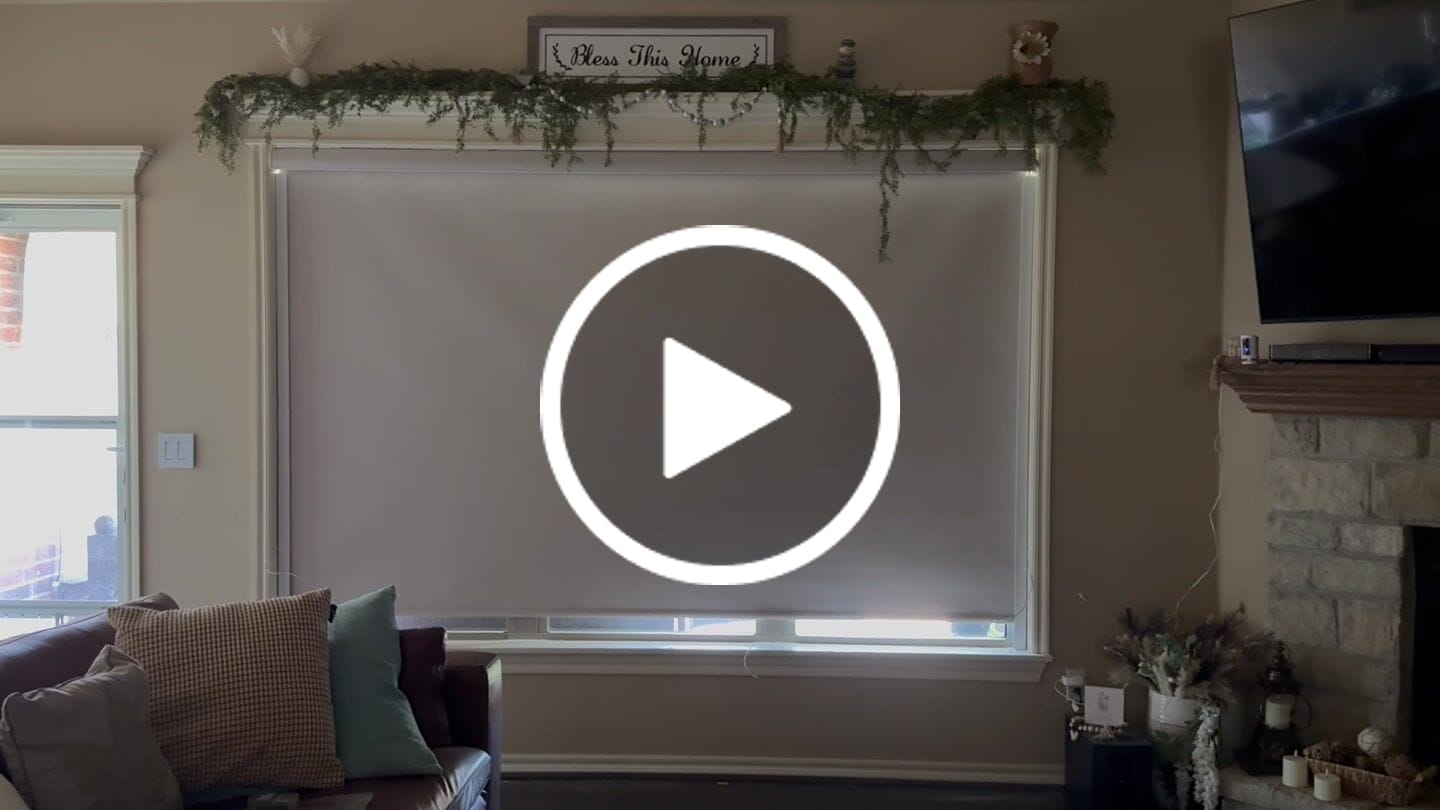 Customer video review of SmartWings Motorized Roller Shades 100% Blackout Linen