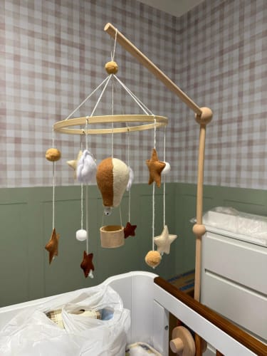 Customer photo review of Baby Wooden Comfort Wind Chime Pendant Crib Mobiles