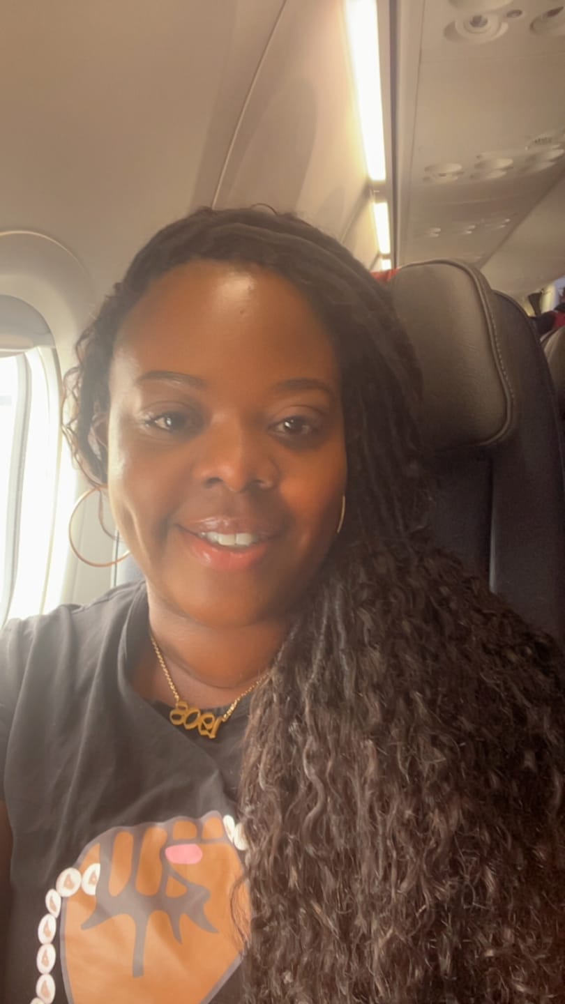 Customer photo review of Pre-looped Crochet Boho Locs with Human Hair Curls