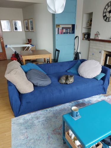 Customer photo review of Bordeaux - Housses en velours Extensibles de Fauteuil et Canapé
