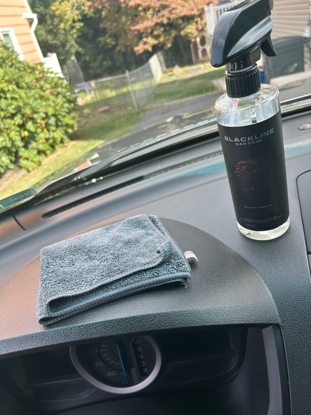 Customer photo review of BLACKLINE® CRYSTAL GLASS CLEANER