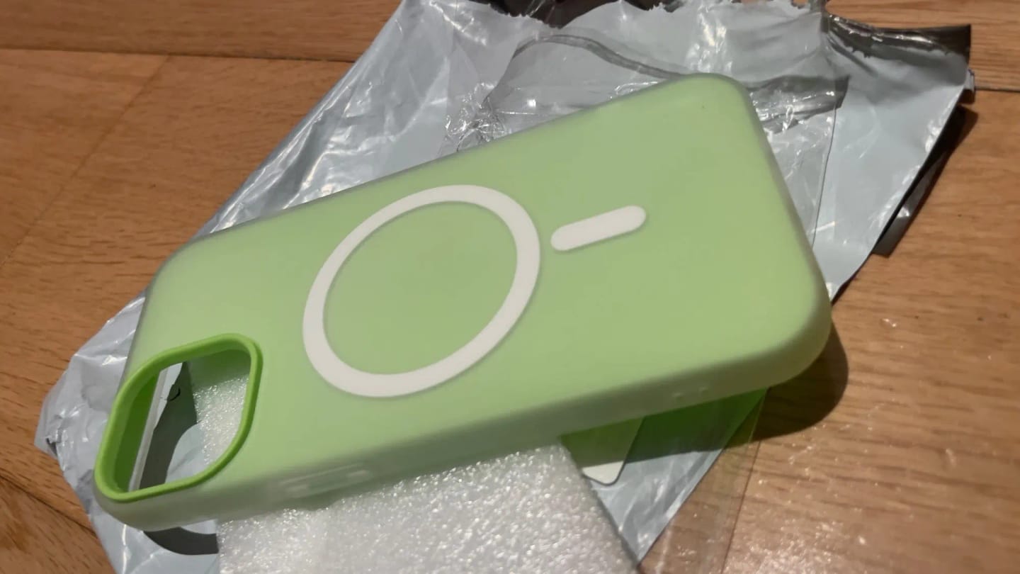Customer photo review of LuxuryKase Magnetic Silicone Candy Case | Mag-Safe Compatible | Slim Protective Case | Lightweight & Flexible | Wireless Charging | Soft Matte Finish For iPhone