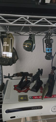 Customer photo review of Mini Smoke Grenade Keychain – Tactical, Durable & Compact!