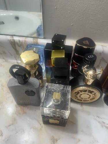 Customer photo review of Armaf Club de Nuit Untold Eau de Parfum Spray Unisex