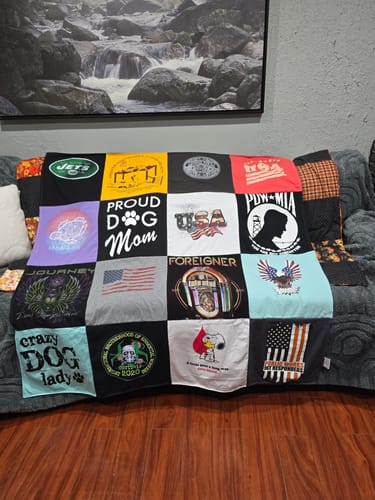 Customer photo review of Premium T Shirt Quilt