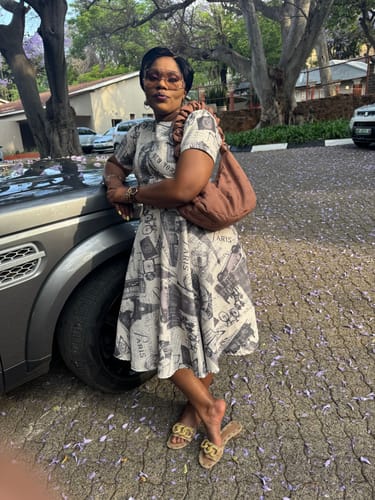 Customer photo review of The Brown Pulse Bag