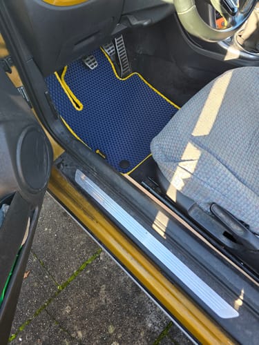 Customer photo review of Auto Fußmatten nach Maß - Komplettset
